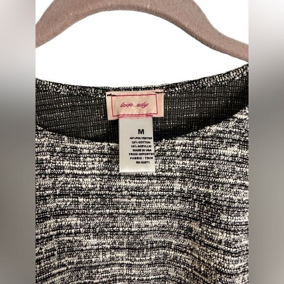 LOVE ADY Textured mini dress with short puffed sleeves and ruffled hem EUC sz M - Picture 7 of 15